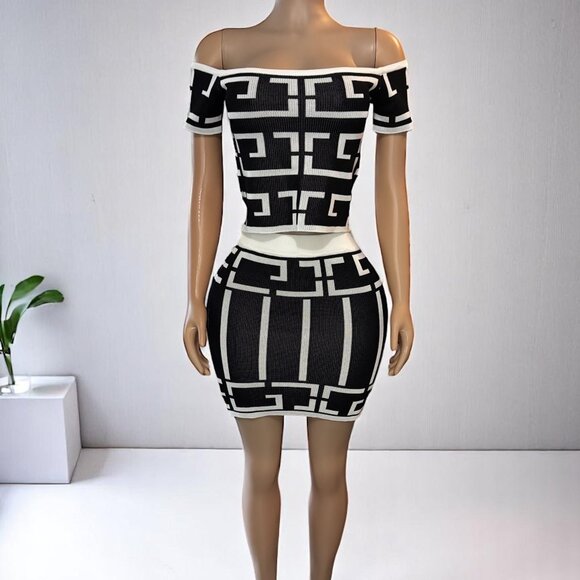 Off The Shoulder Geometric Print Set - Picture 9 of 11